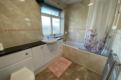 Family Bathroo