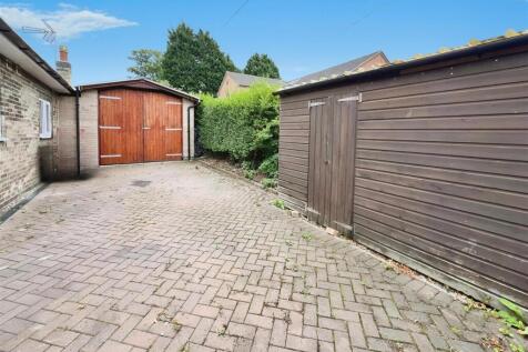 Driveway &amp; Garage