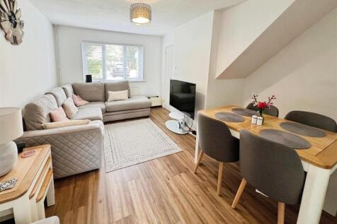 Living &amp; Dining Room