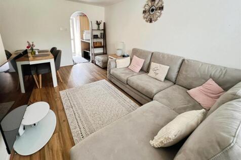 Living &amp; Dining Room