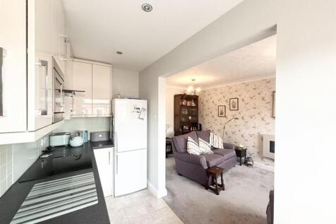Kitchen/Living Area