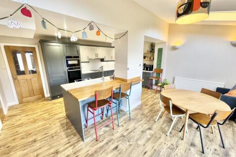 Extended Dining Kitchen