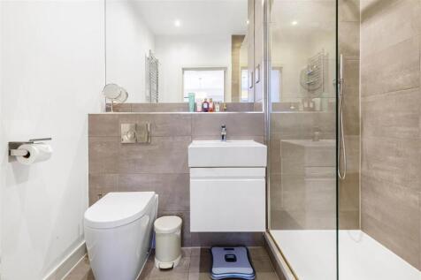 En Suite Bathroom