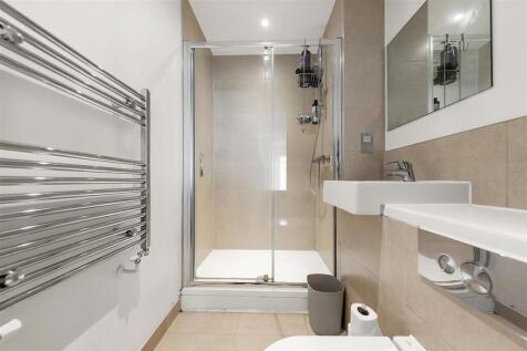 En Suite Shower Room