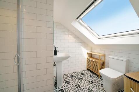 En Suite Bathroom