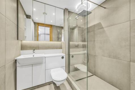 En Suite Bathroom