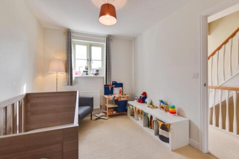 Bedroom_Front1_1