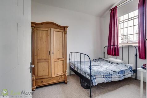 Bedroom 1 - Ensuite