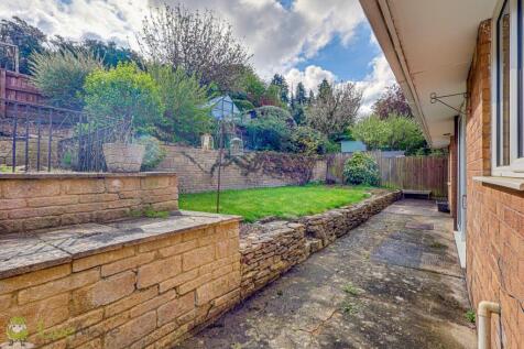 Stroud Road-13
