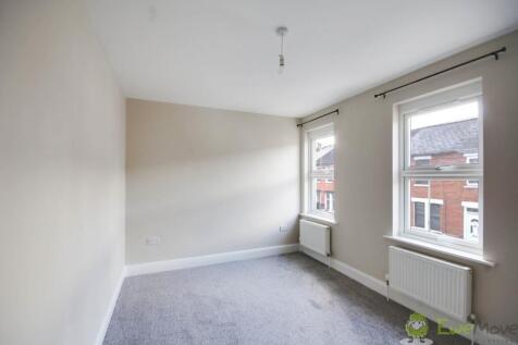 Bedroom 1 - 1