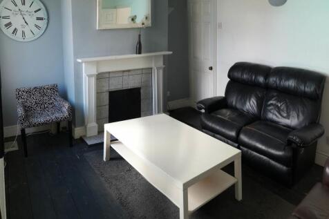 DEACON LOUNGE