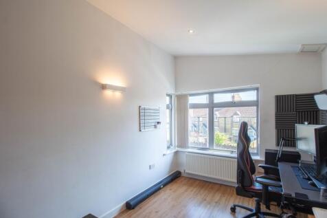 Living Area (2)