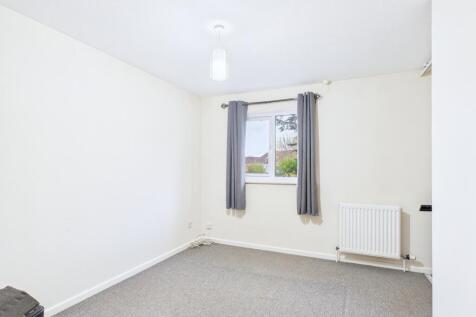 CAM01338G0-PR0151-STILL005