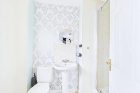 CAM01338G0-PR0152-STILL014