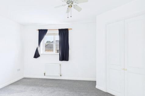 CAM01338G0-PR0152-STILL012