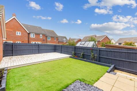 A06 - 72 Mimosa Way Paignton - 251022