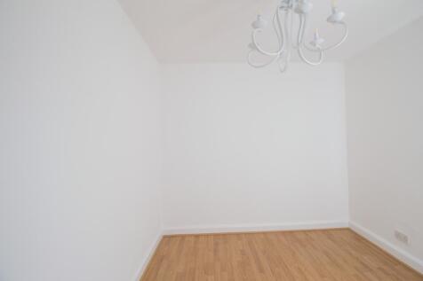 Brackenhall Road Adam Hendry EweMove Estate and Le