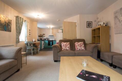 17 Kiln Avenue Adam Hendry EweMove estate and lett