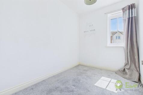 CAM02351G0-PR0068-STILL007