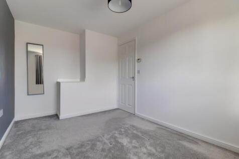 9- Rob Hammond EweMove Pontefract
