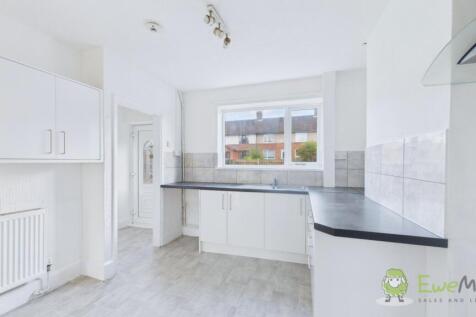 CAM02351G0-PR0082-STILL026