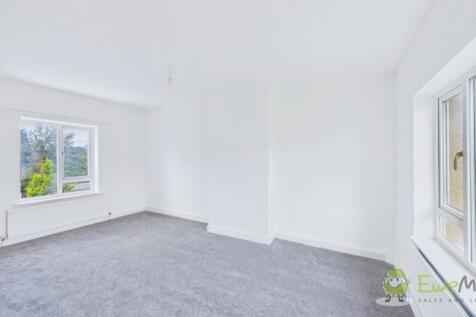 CAM02351G0-PR0082-STILL004