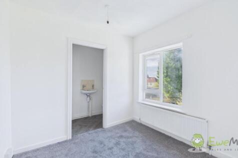 CAM02351G0-PR0082-STILL008