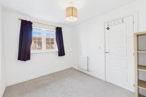 CAM03162G0-PR0356-STILL009