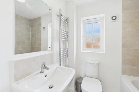 CAM03162G0-PR0356-STILL011