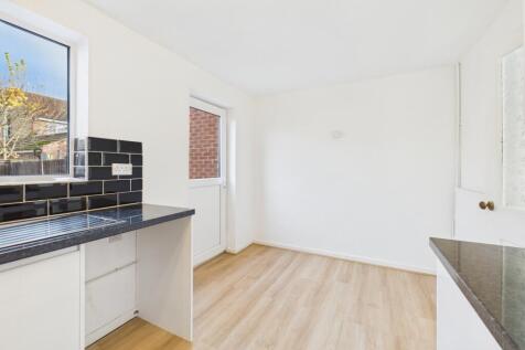 CAM03162G0-PR0360-STILL011