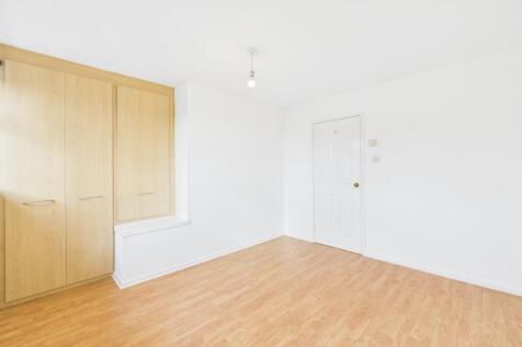 CAM03162G0-PR0360-STILL019