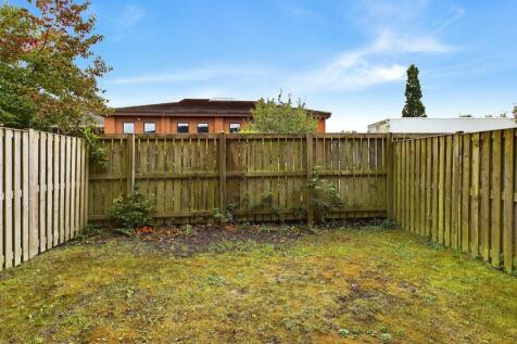 CAM03162G0-PR0150-STILL003