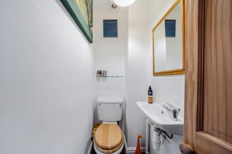 1359250-7-68d3f7065935a