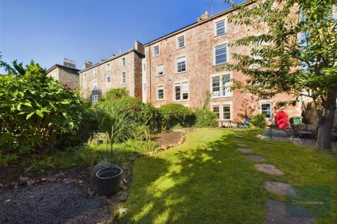 CAM02525G0-PR0121-ST