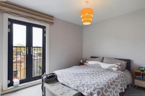 CAM02525G0-PR0054-ST