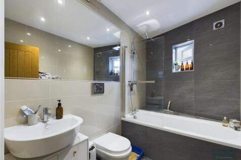 CAM02525G0-PR0054-ST