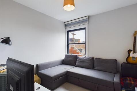 CAM02525G0-PR0054-ST