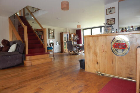 Bar &amp; Stairs