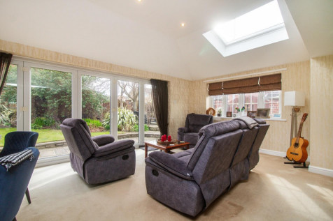 Dining/Family Room