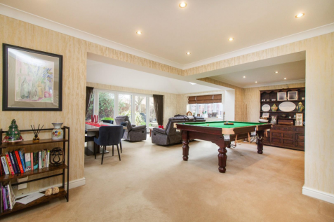 Dining/Family Room
