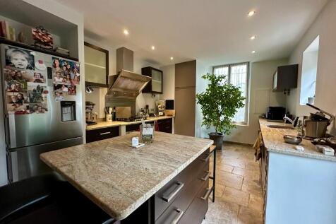 Property Image 5