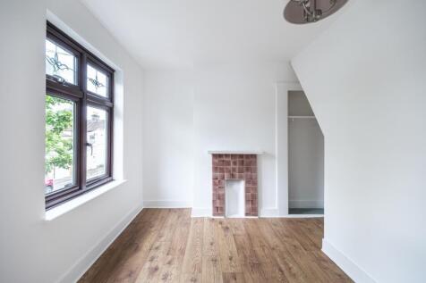 90C-TRUMPINGTON-ROAD-12