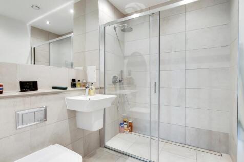 11_Master_Ensuite_6