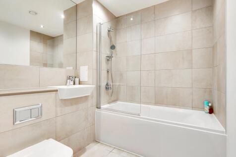 16_Bathroom_9