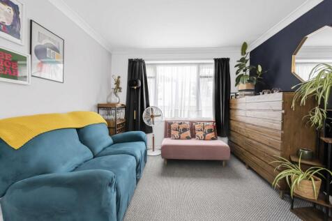 119 St James Road -008