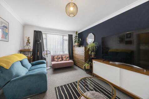 119 St James Road -010