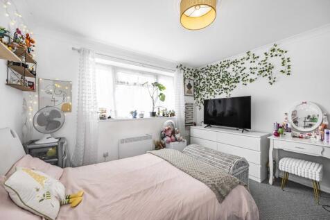 119 St James Road -011