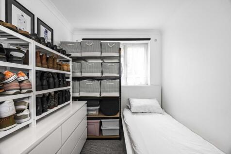 119 St James Road -002