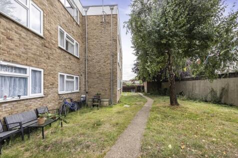 119 St James Road -013