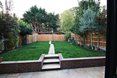 44 Bowness Crescent - Garden